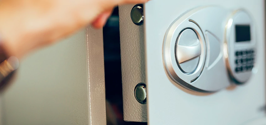 Fingerprint Safe Openers in South San Gabriel, CA