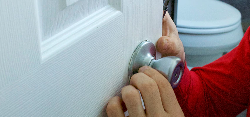 Vintage Door Knob Replacement in South San Gabriel, CA